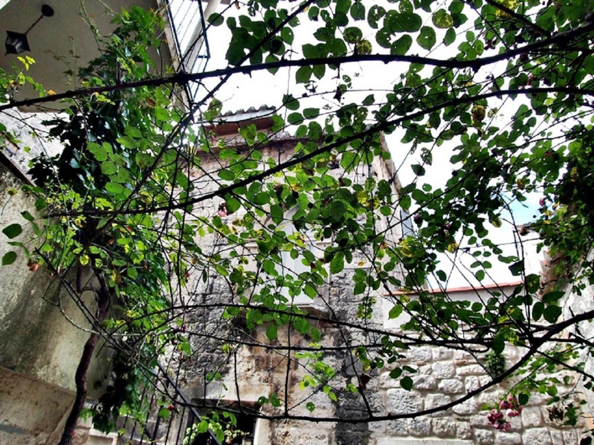 Rooms & Studio Stipcic Trogir Eksteriør billede