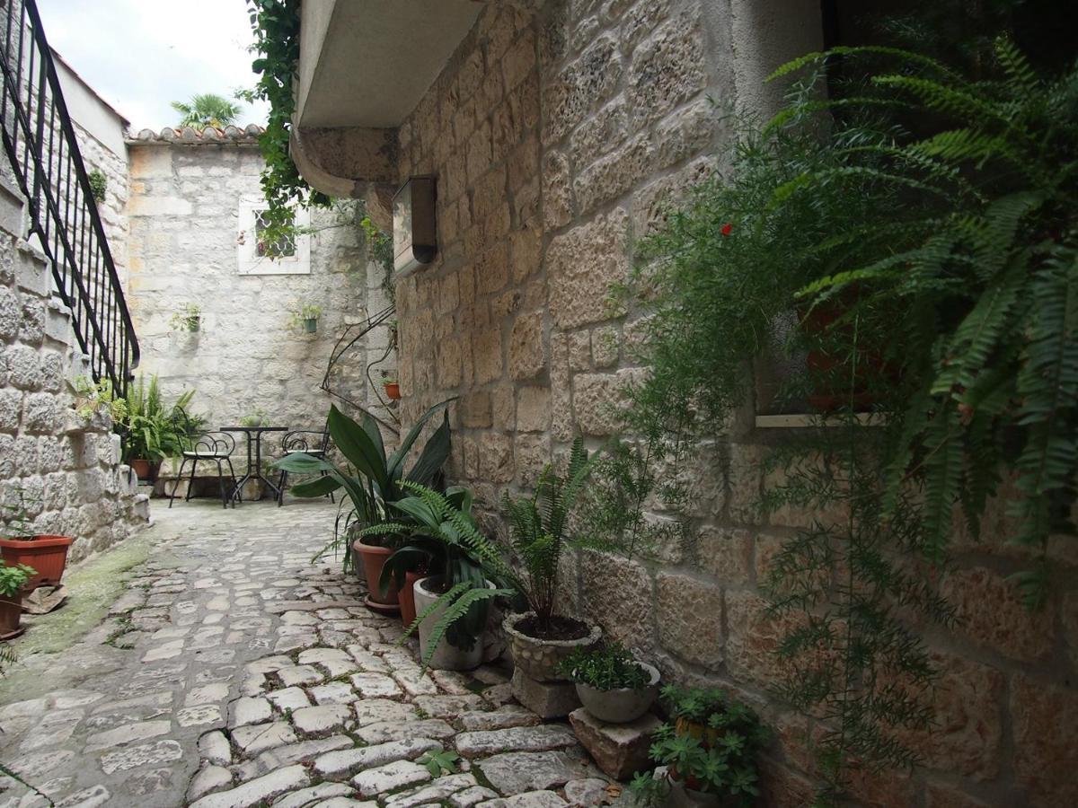 Rooms & Studio Stipcic Trogir Eksteriør billede