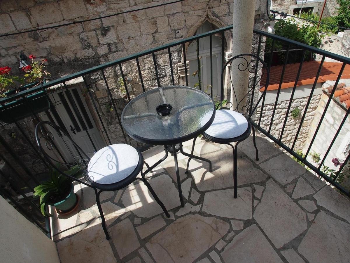 Rooms & Studio Stipcic Trogir Eksteriør billede