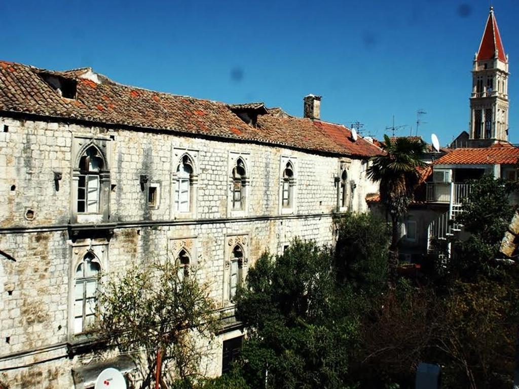 Rooms & Studio Stipcic Trogir Eksteriør billede