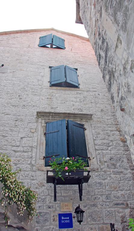Rooms & Studio Stipcic Trogir Eksteriør billede